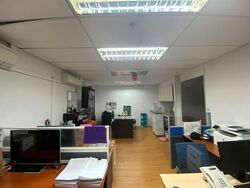 Heng Loong Building (D23), Factory #555804221